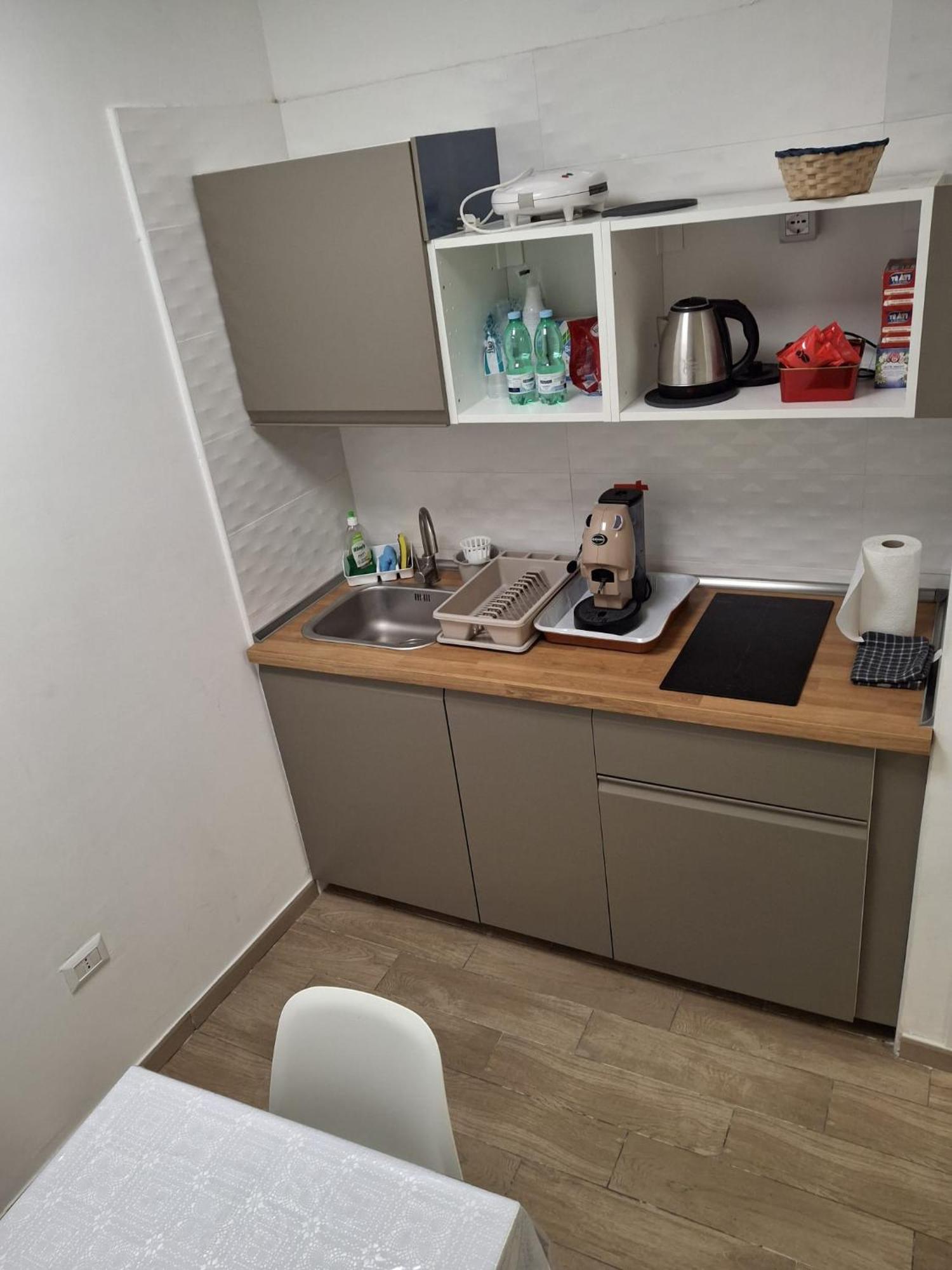 Appartamento Salvatore Tommasi 43 Centro Storico